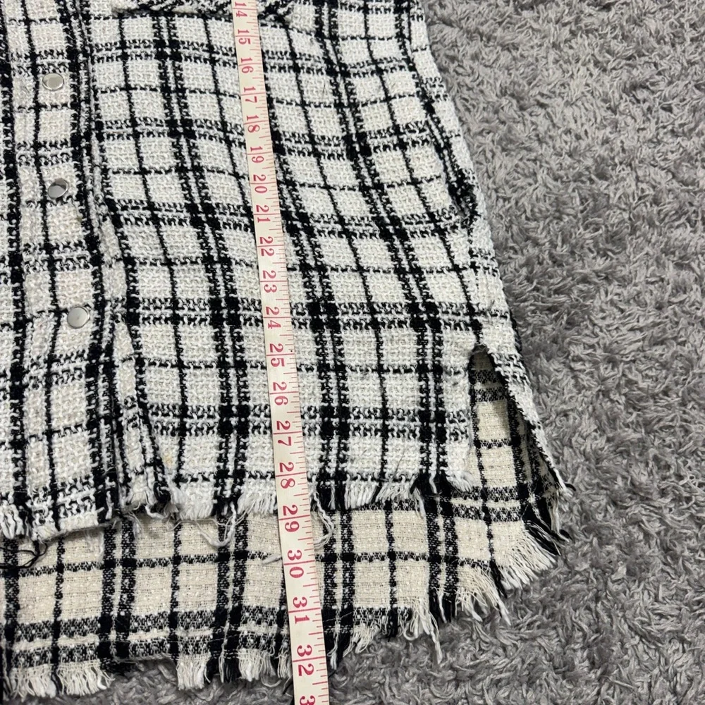 Plaid Button-Up Jacket - Picture 4 of 7